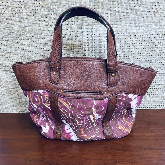 Relic Handbags - Fossil’s Relic Butterfly Canvas Faux Leather Bag